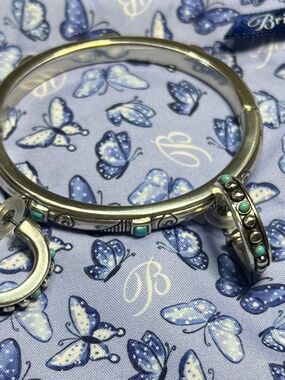 Brighton Primrose Faux turquoise silver plated hinged bracelet & earring set